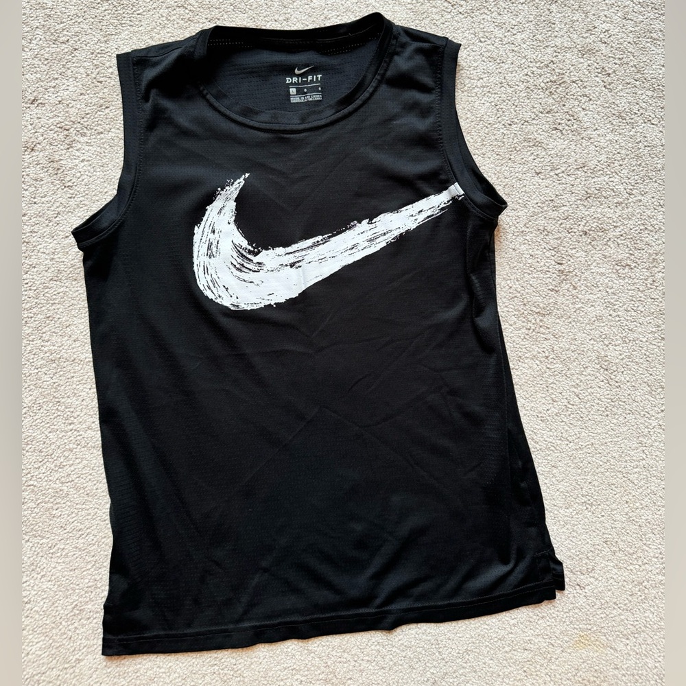 NIKE Boys Sleeveless Dri-Fit Shirt NWOT